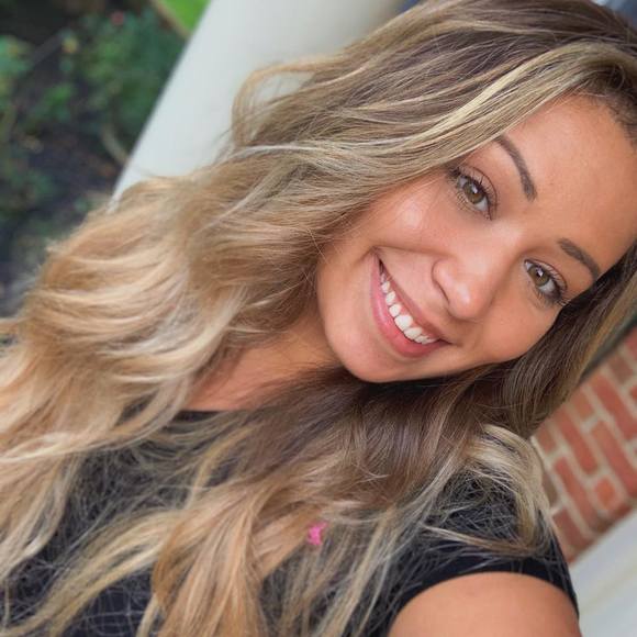 Meet your Posher, Katherine - Picture 1 of 1